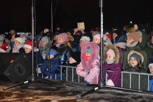 Suwałki rozświetlenie choinki miejskiej