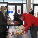 Suwałki karmniki dla ptaków rozdane