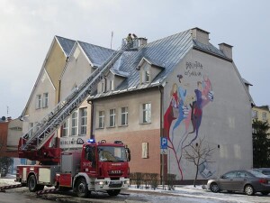 Suwałki Biblioteka Publiczna dach zerwana blacha
