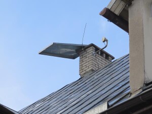 Suwałki Biblioteka Publiczna dach zerwana blacha