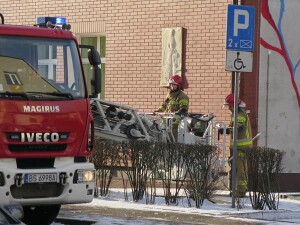 Suwałki Biblioteka Publiczna dach zerwana blacha