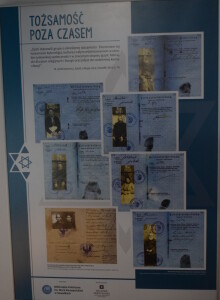 Biblioteka Publiczna wystawa Suwalscy Żydzi – ocalone historie