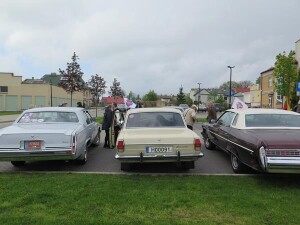Suwałki stare samochody na Bulwarach