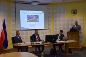 Prezydent Suwałk z wotum zaufania i absolutorium