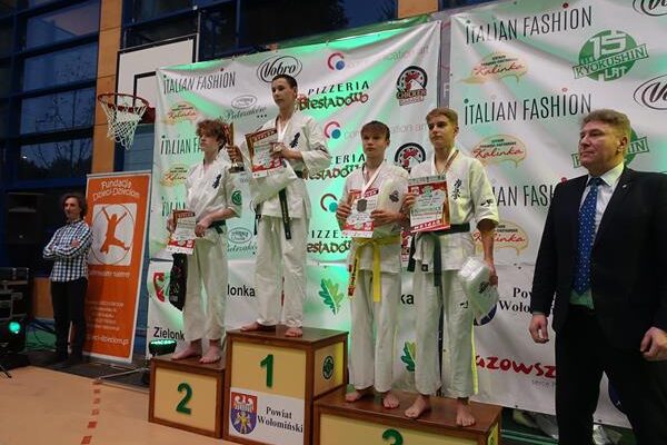 Brąz na Mistrzostwa Karate Kyokushin seniorów Open i Juniorów Młodszych