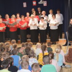 Przedszkole nr 4 - chór Canto pieśni patriotyczne
