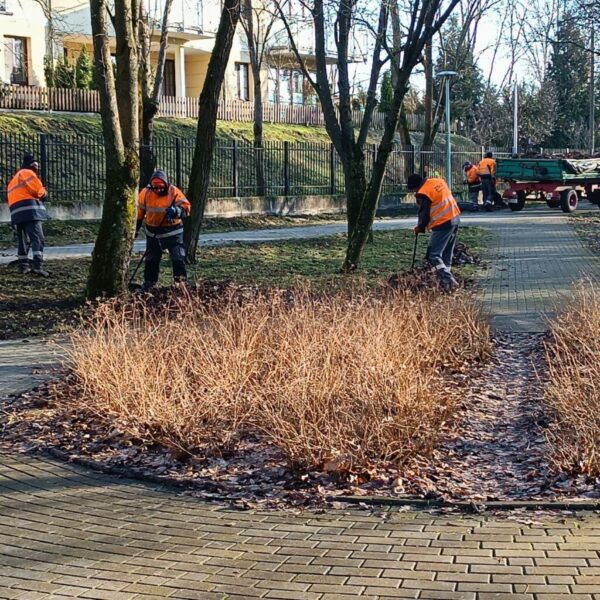 Pozimowe sprzątanie miasta