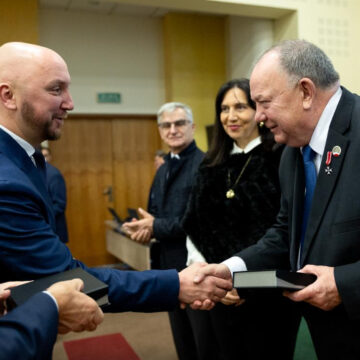 Leszek Lewoc otrzymał pamiątkowy medal 25-lecia Województwa Podlaskiego