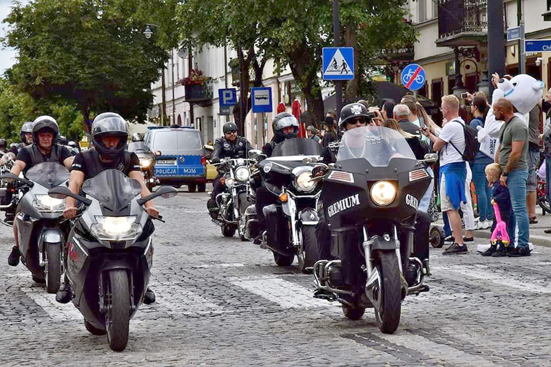 Bluesowa parada i pokaz motocykli