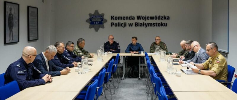 Sztab kryzysowy w związku z naruszeniem przestrzeni powietrznej