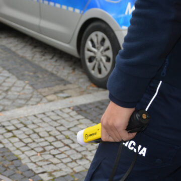 NIETRZEŹWY KIEROWCA STRACIŁ PRAWO JAZDY