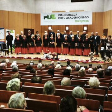 Uroczystość 15-lecia Zespołu Wokalnego „Złota Jesień”