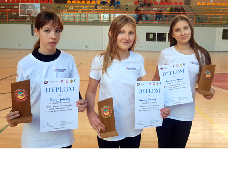 Podium suwalczanek w Pucharze Polski Modeli Halowych!