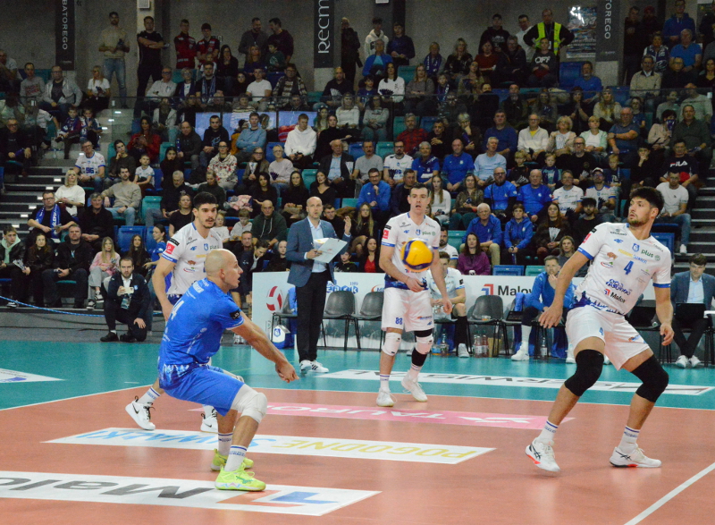 Sprzedaż biletów na mecz z Chełmem