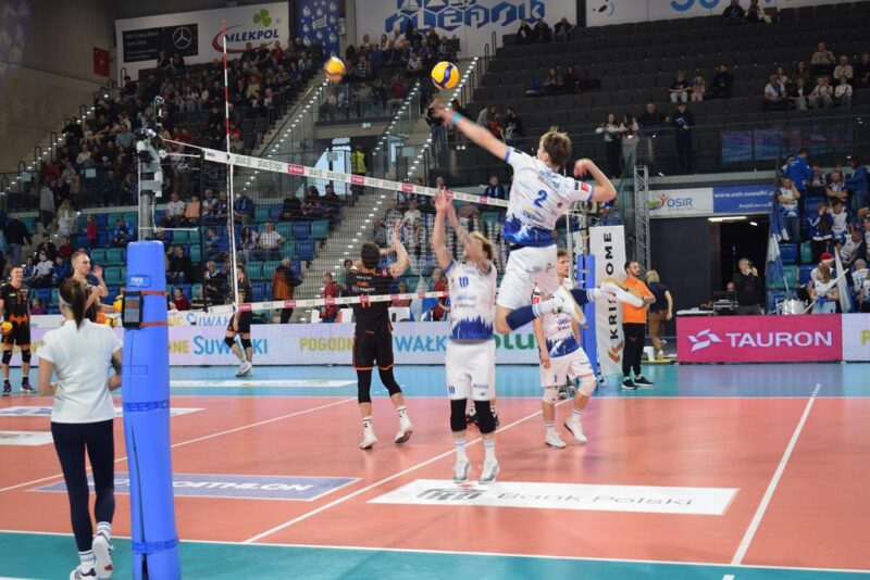 Ślepsk Malow wygrał w Suwałki Arenie