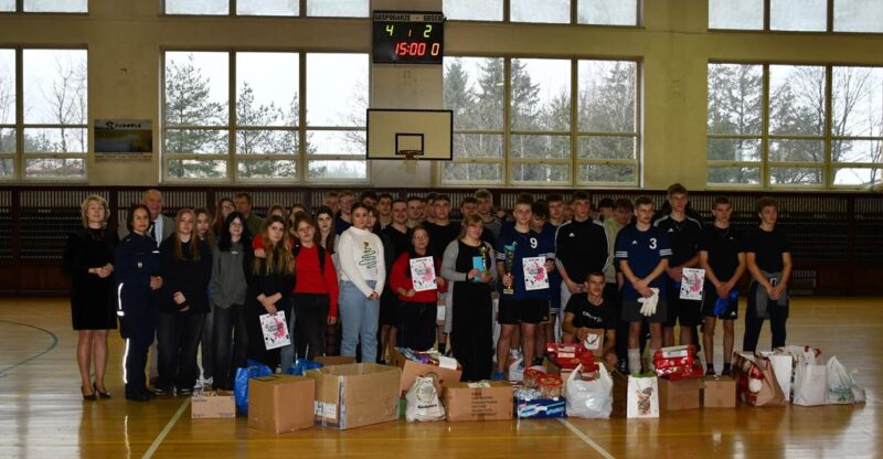 Mikołajkowy Słodki Turniej w Piłce Nożnej