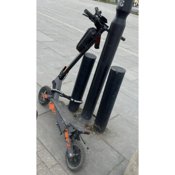 Ukradli hulajnogę, bo chcieli pojeździć