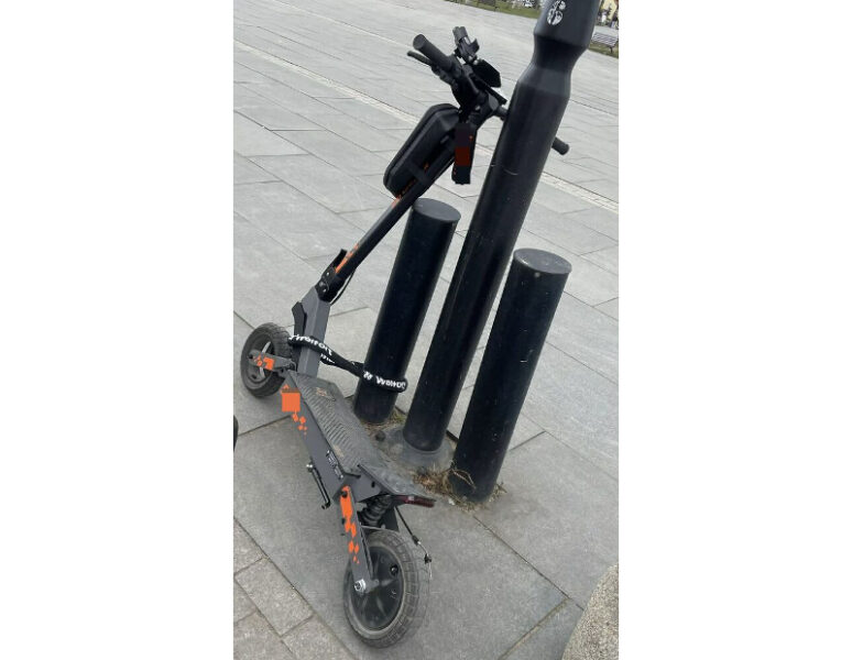 Ukradli hulajnogę, bo chcieli pojeździć