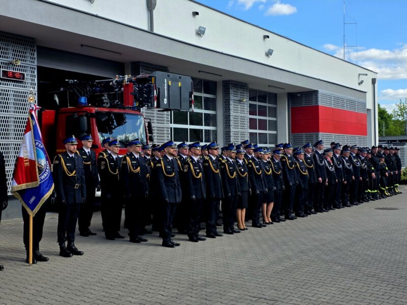 Odznaczenia, awanse i podziękowania dla suwalskich strażaków